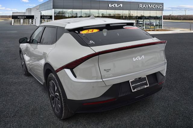 Certified 2024 Kia EV6 Light image 5