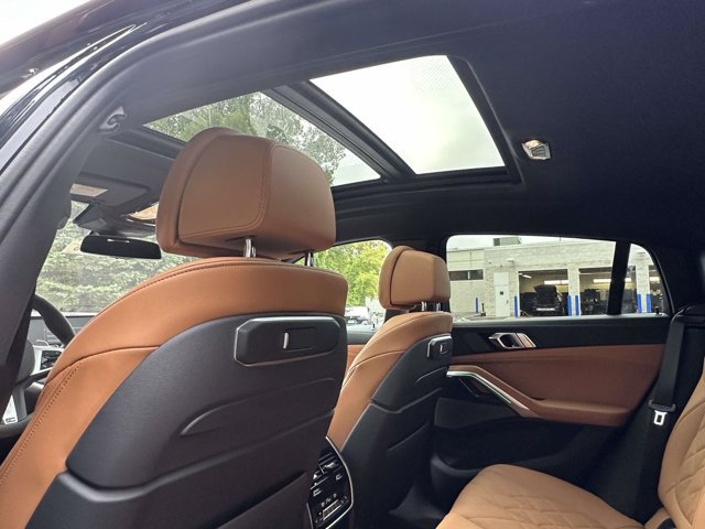 New 2027 BMW X6 xDrive40i w/ Climate Comfort Package AWD/4WD image 11