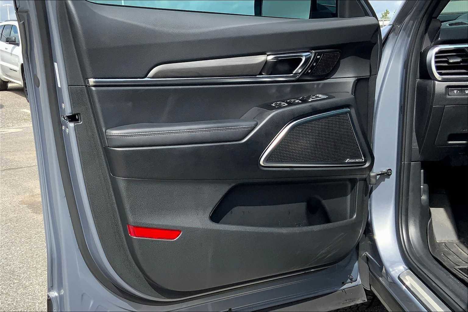 Used 2024 Kia Telluride SX X-Pro image 36