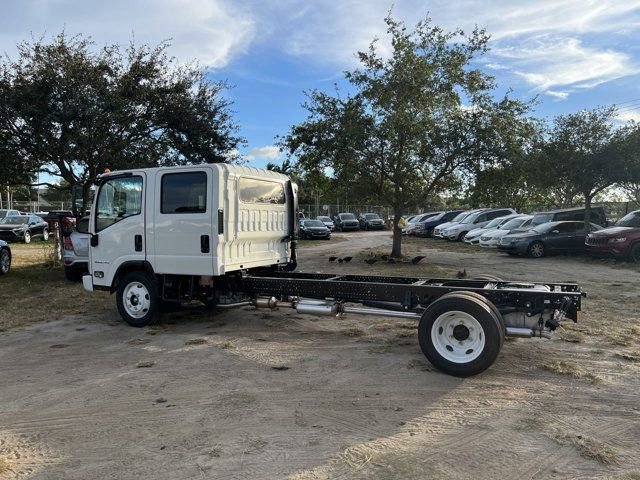 New 2024 Chevrolet Low Cab Forward 5500HG RWD image 3