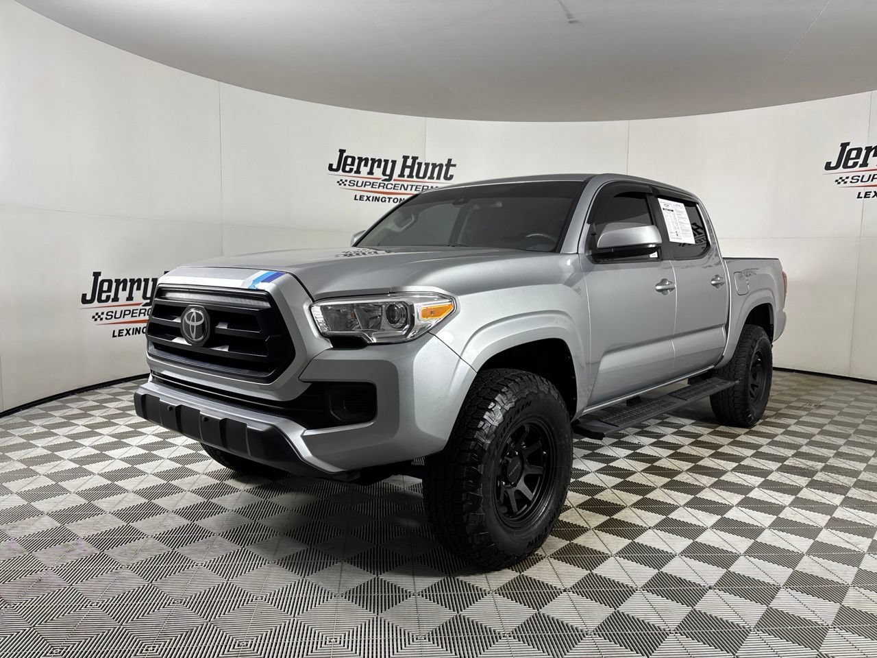 Used 2023 Toyota Tacoma SR w/ SR Convenience Package RWD video 1