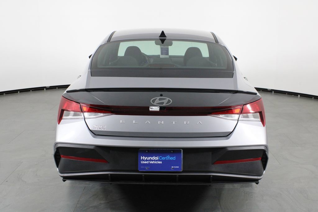 Certified 2026 Hyundai Elantra Sport FWD image 11