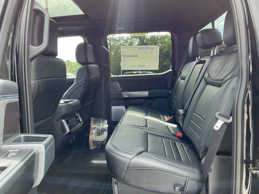 New 2027 Ford F250 Platinum w/ Tremor Off-Road Package AWD/4WD image 28