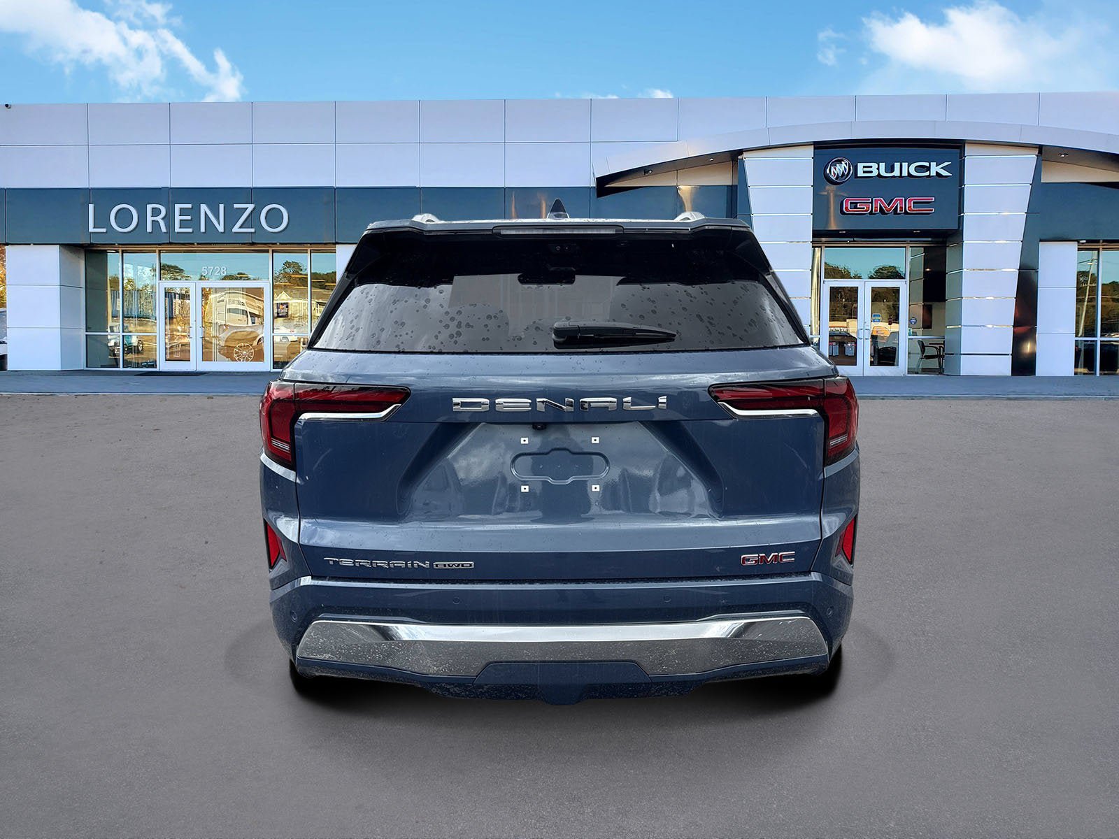 New 2027 GMC Terrain Denali w/ LPO, Floor Liner Package AWD/4WD image 5