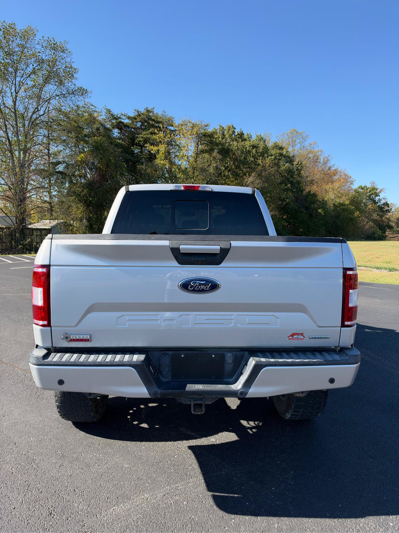 Used 2018 Ford F150 XLT w/ Equipment Group 302A Luxury AWD/4WD image 8