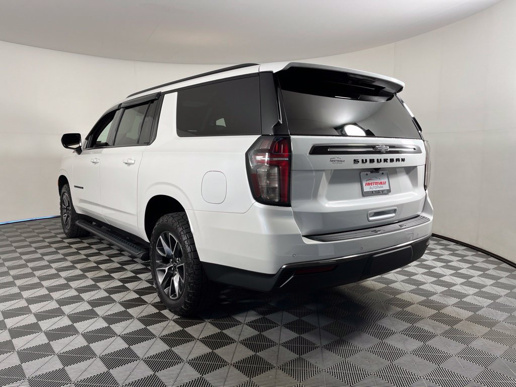Used 2022 Chevrolet Suburban Z71 AWD/4WD image 18