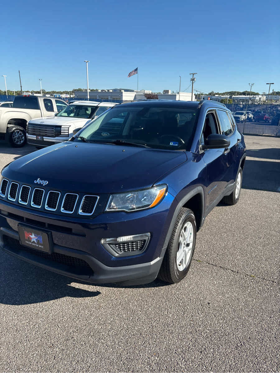 Used 2019 Jeep Compass Sport w/ Cold Weather Group AWD/4WD image 23
