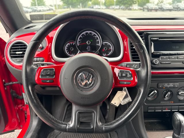Used 2015 Volkswagen Beetle 1.8T FWD image 19