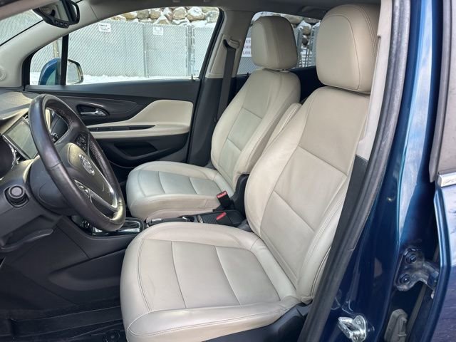 Used 2019 Buick Encore Essence w/ Experience Buick Package image 12