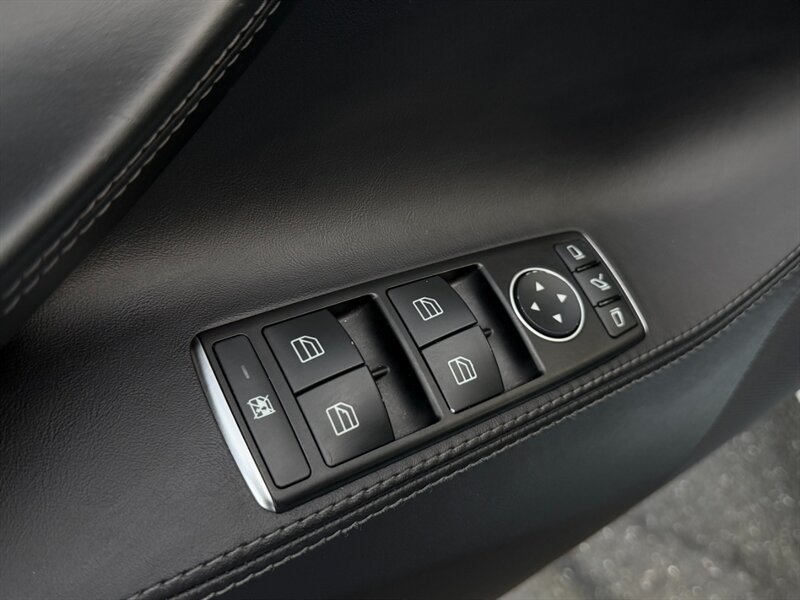 Used 2016 Tesla Model S 75 RWD image 22