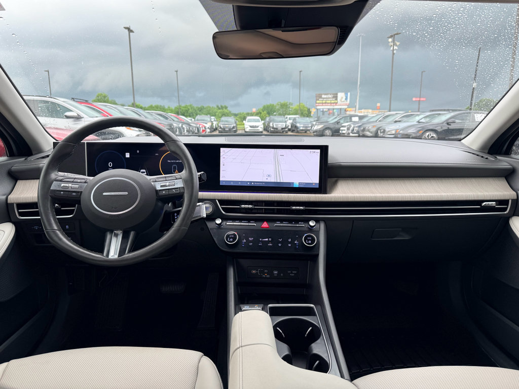 Used 2024 Hyundai Sonata Limited FWD image 14