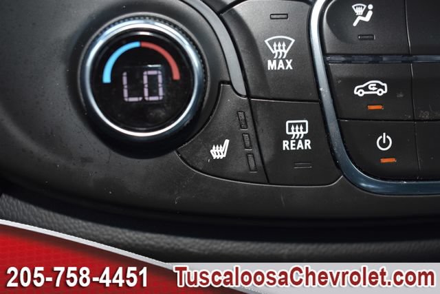 Used 2023 Chevrolet Traverse LT FWD image 41