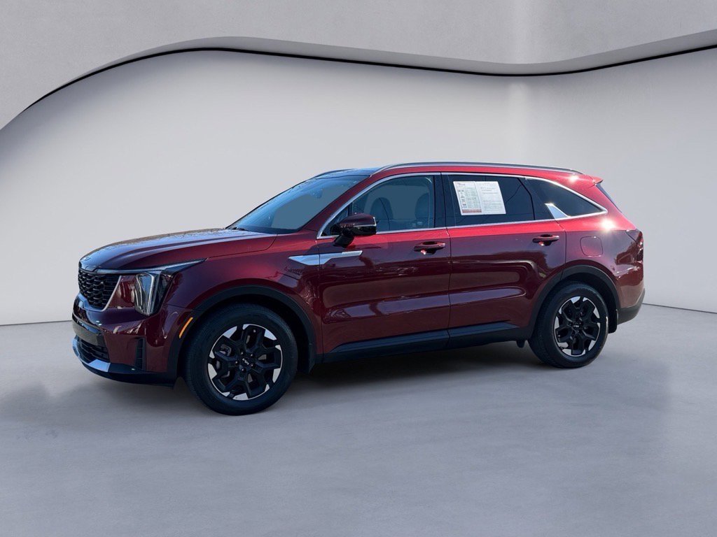 Used 2024 Kia Sorento S w/ Panoramic Sunroof Package