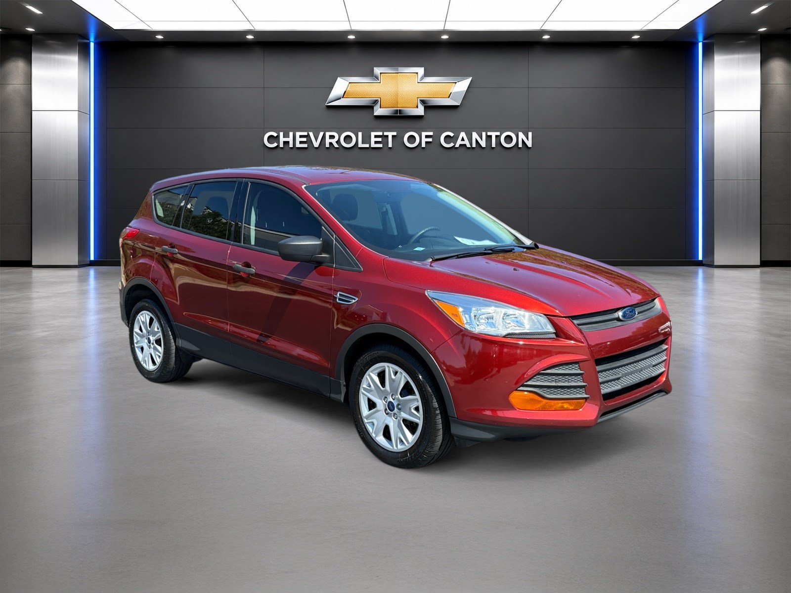 Used 2015 Ford Escape S FWD image 3