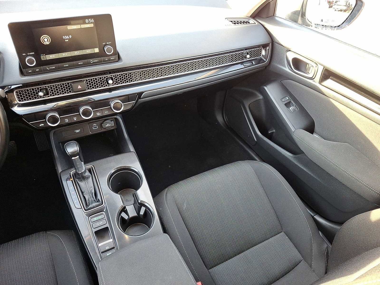 Used 2022 Honda Civic EX image 12