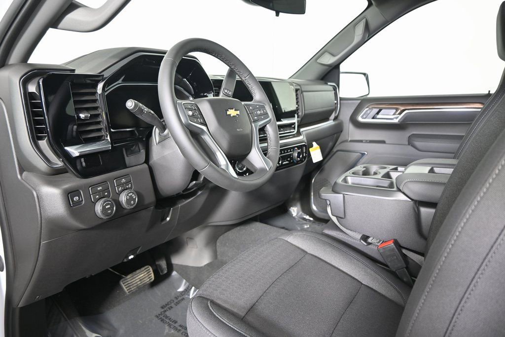 New 2026 Chevrolet Silverado 1500 LT w/ Max Trailering Package image 22