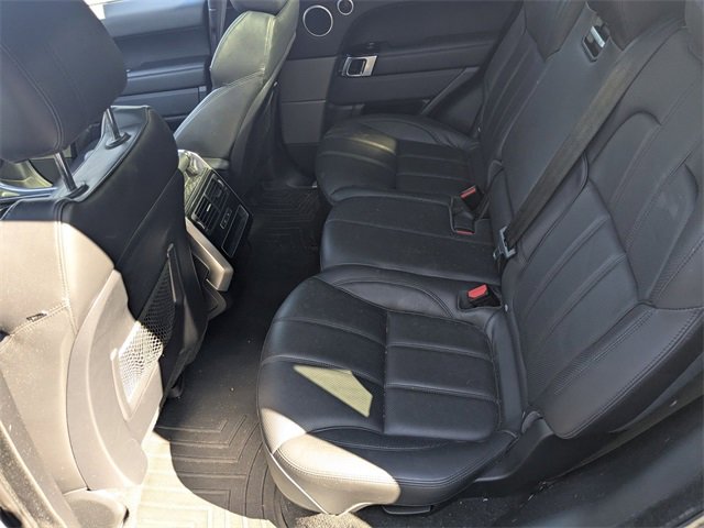 Used 2016 Land Rover Range Rover Sport HSE image 24