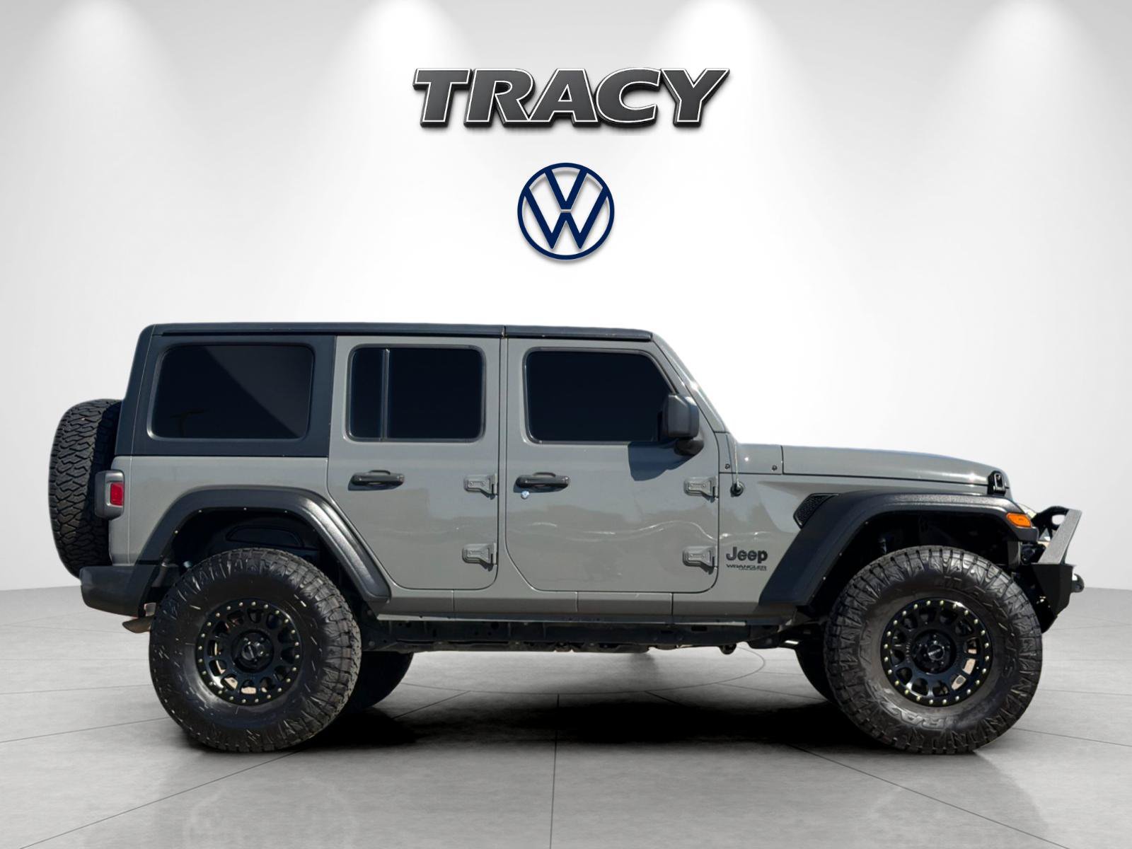 Used 2021 Jeep Wrangler Unlimited Sport AWD/4WD image 3