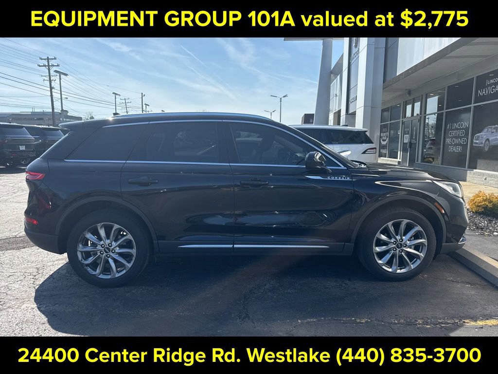 Used 2022 Lincoln Corsair AWD w/ Premium Package image 4
