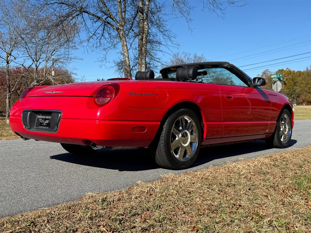 Used 2004 Ford Thunderbird image 41