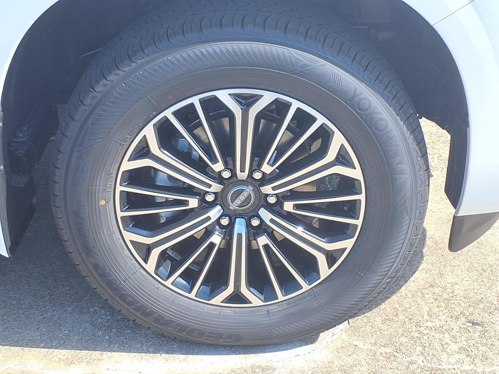 New 2026 Nissan Armada Platinum RWD image 9