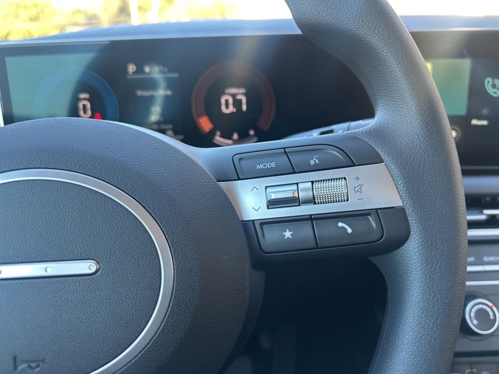 New 2026 Hyundai Tucson SE image 18