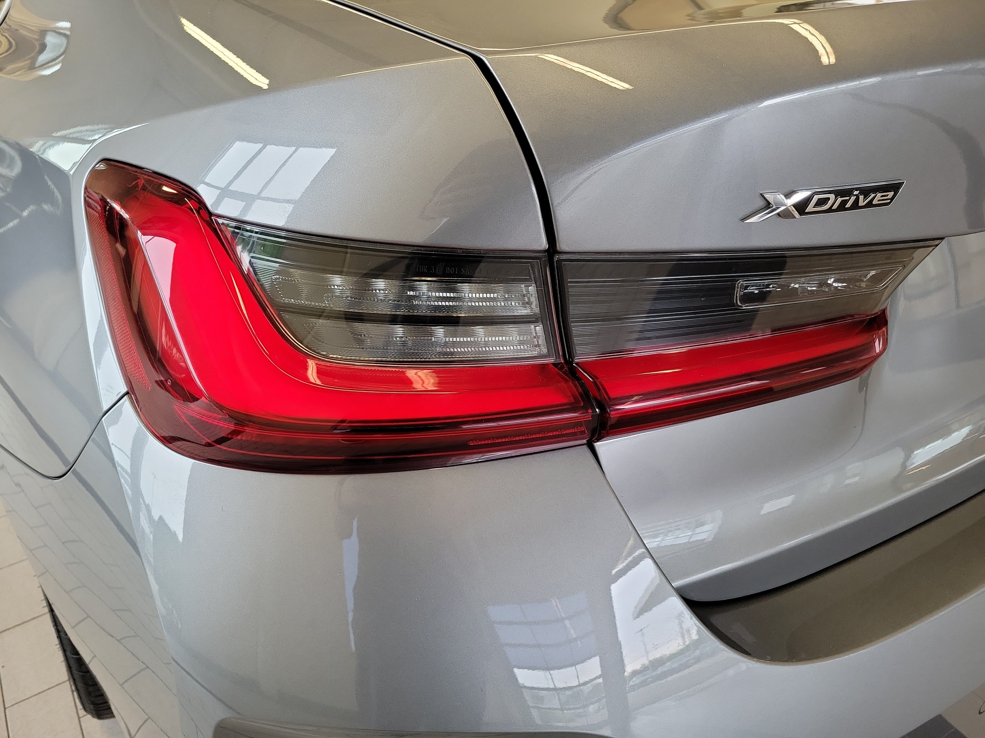 Used 2026 BMW 330i xDrive Sedan AWD/4WD image 11