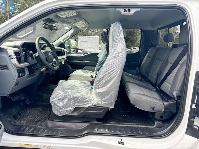 New 2026 Ford F550 4x4 Supercab Super Duty image 19