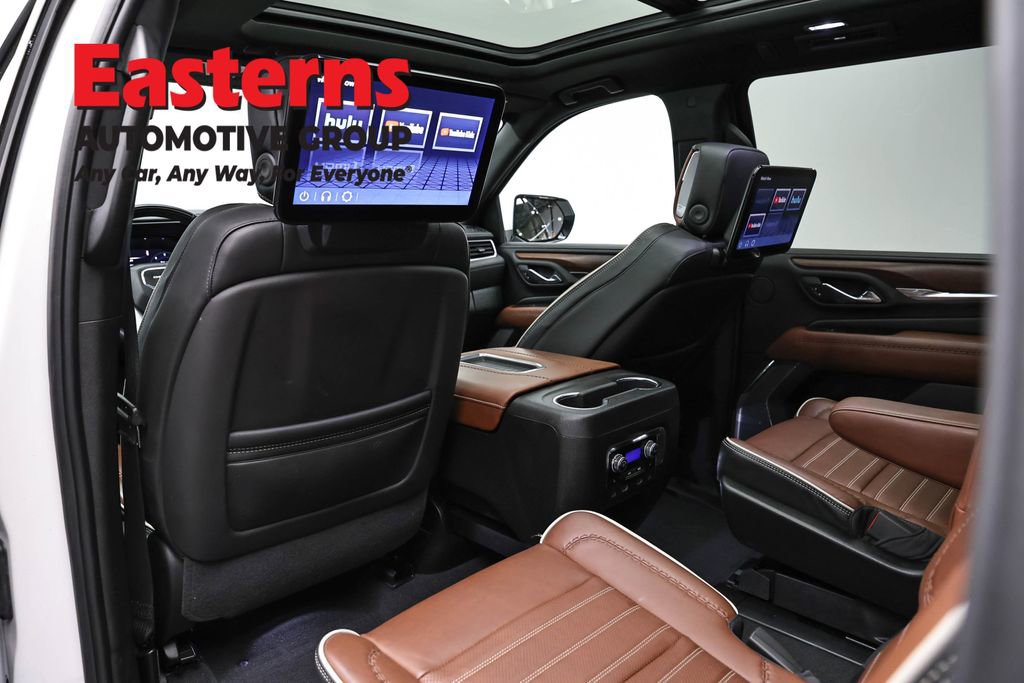 Used 2023 GMC Yukon XL Denali Ultimate w/ LPO, Floor Liner Package AWD/4WD image 26