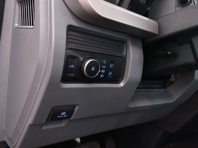 New 2026 Ford F350 4x4 Regular Cab Super Duty image 13