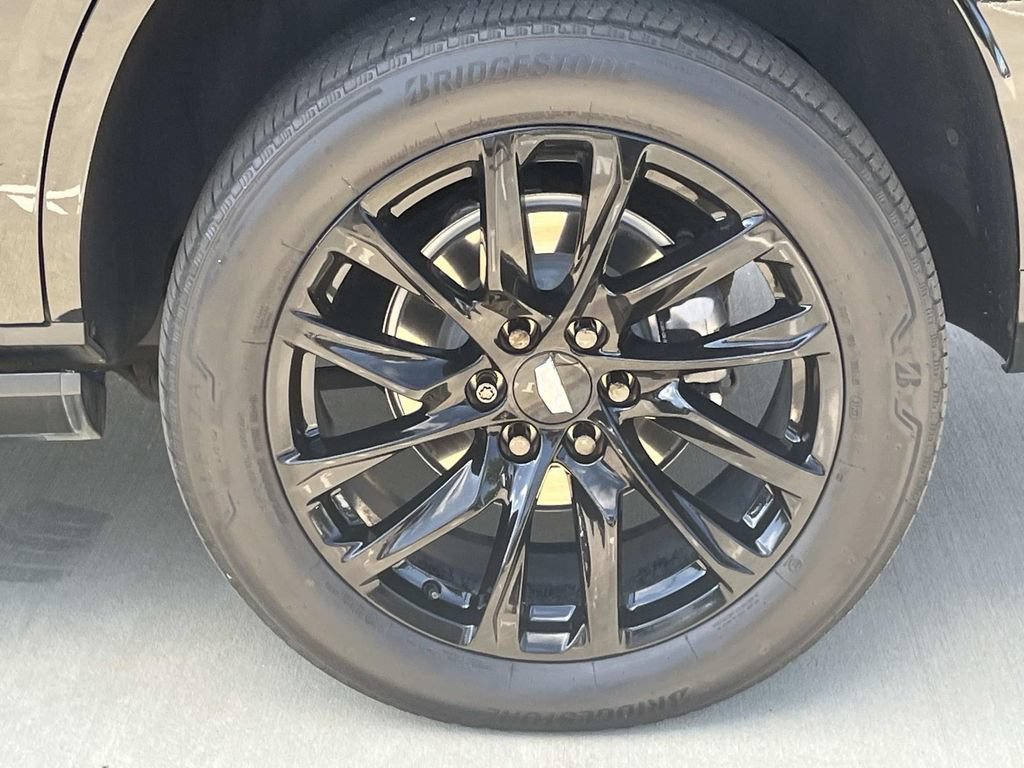 Certified 2023 Cadillac Escalade Sport w/ LPO, ONYX Package AWD/4WD image 11