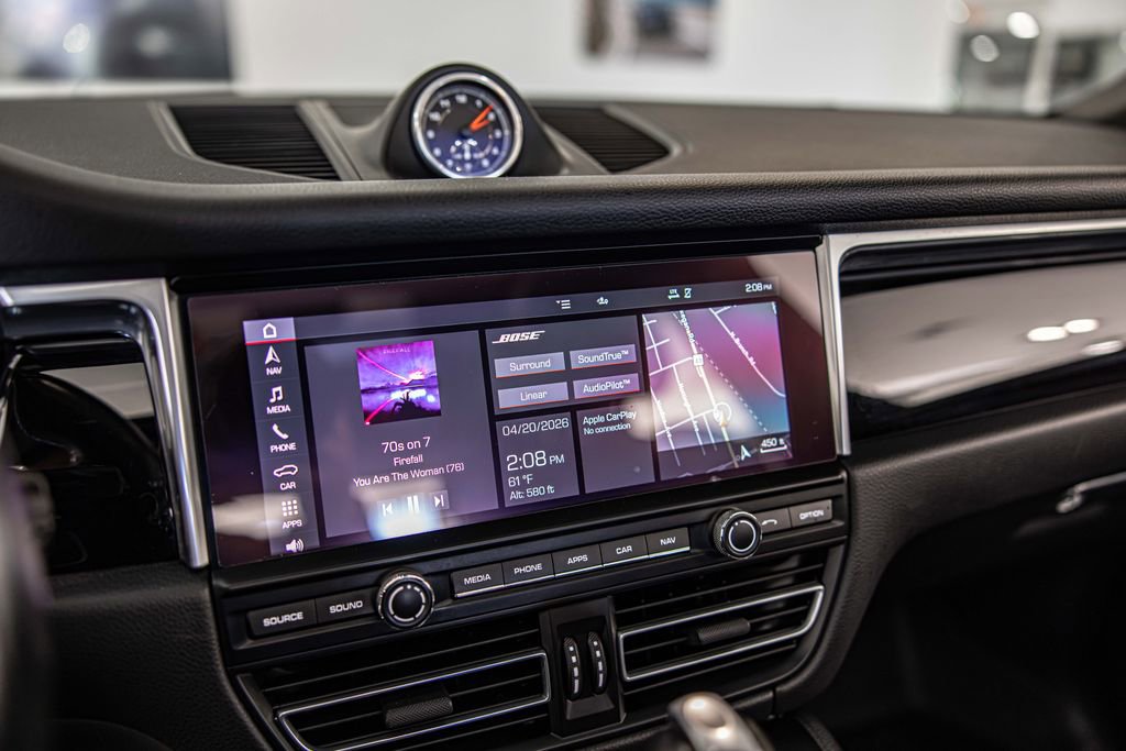 Used 2021 Porsche Macan S AWD/4WD image 28