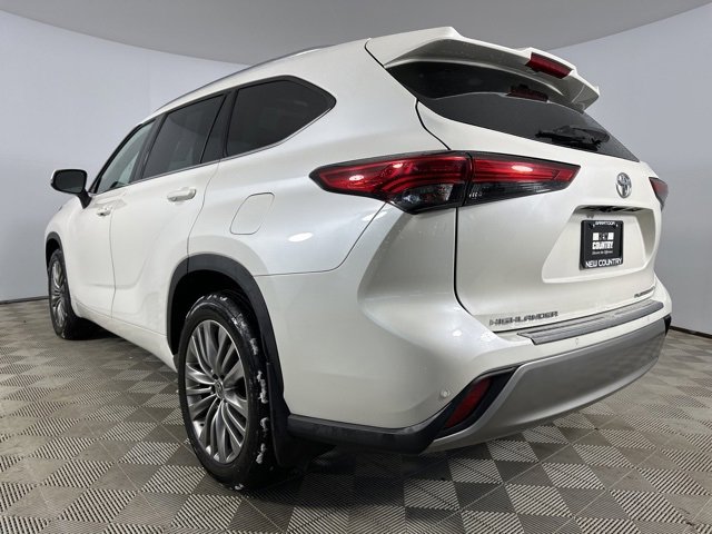 Used 2021 Toyota Highlander Platinum image 5