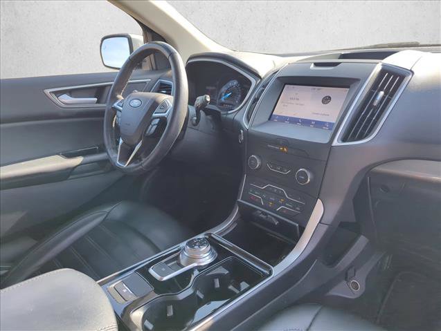 Used 2020 Ford Edge SEL image 19