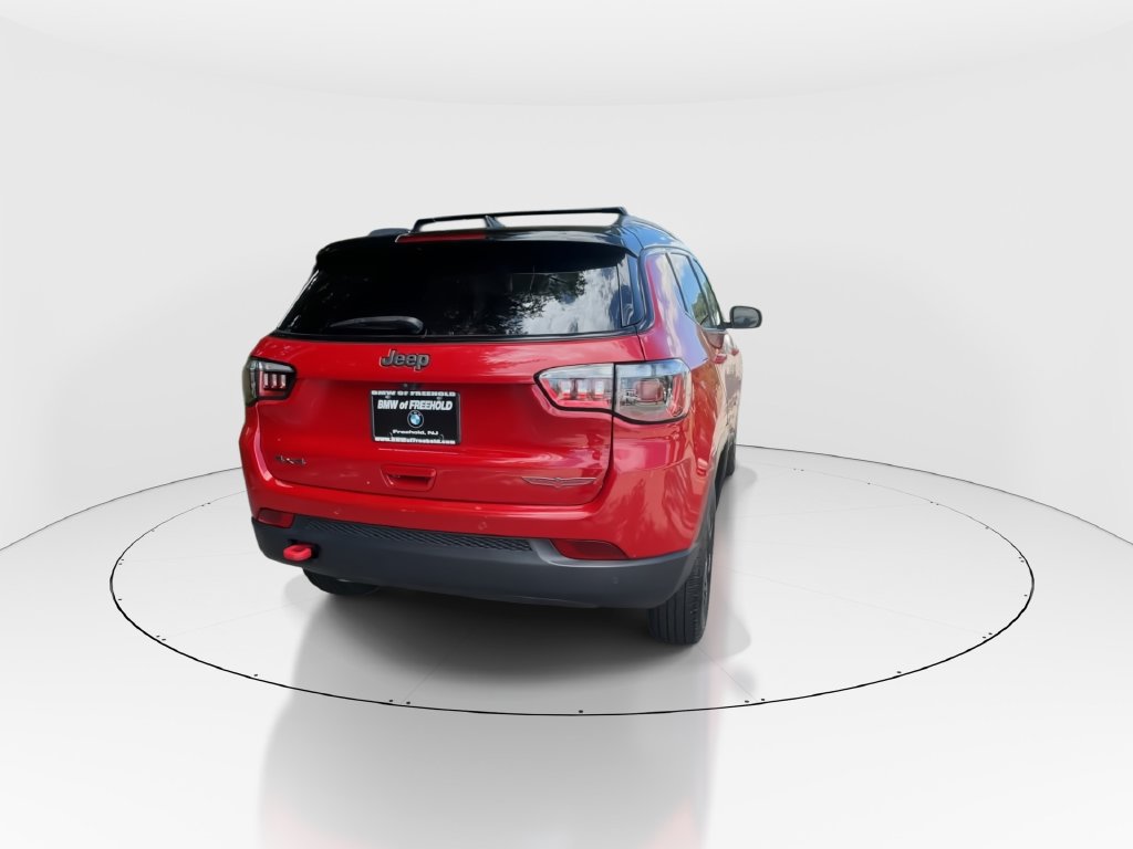 Used 2023 Jeep Compass Trailhawk w/ Sun and Sound Group AWD/4WD image 9
