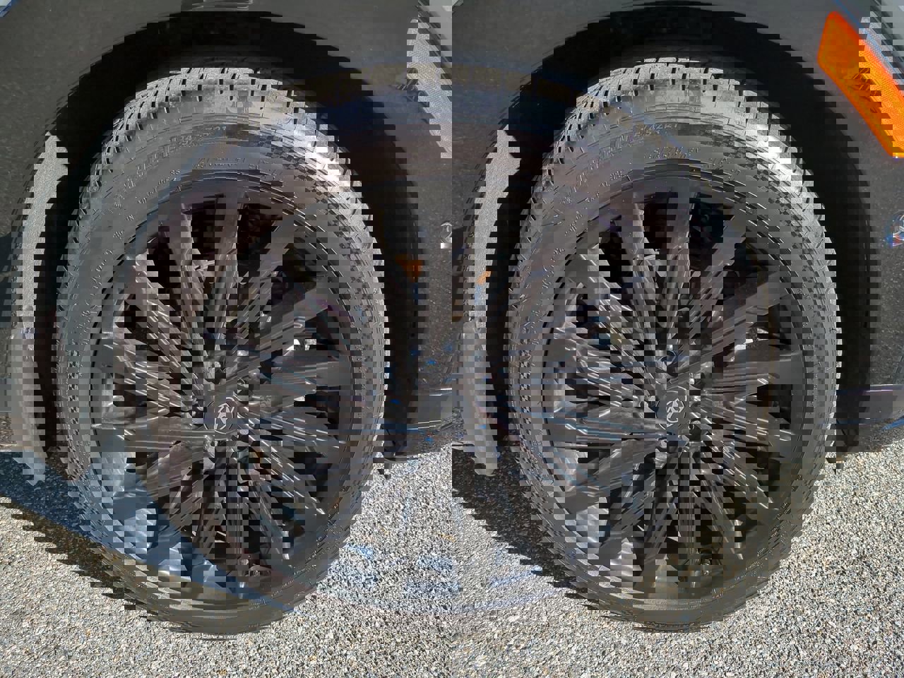 Used 2024 Hyundai Santa Fe Calligraphy image 11