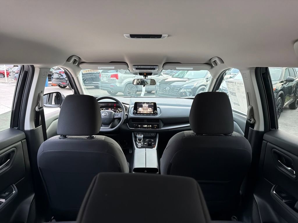 New 2026 Nissan Rogue SV image 32