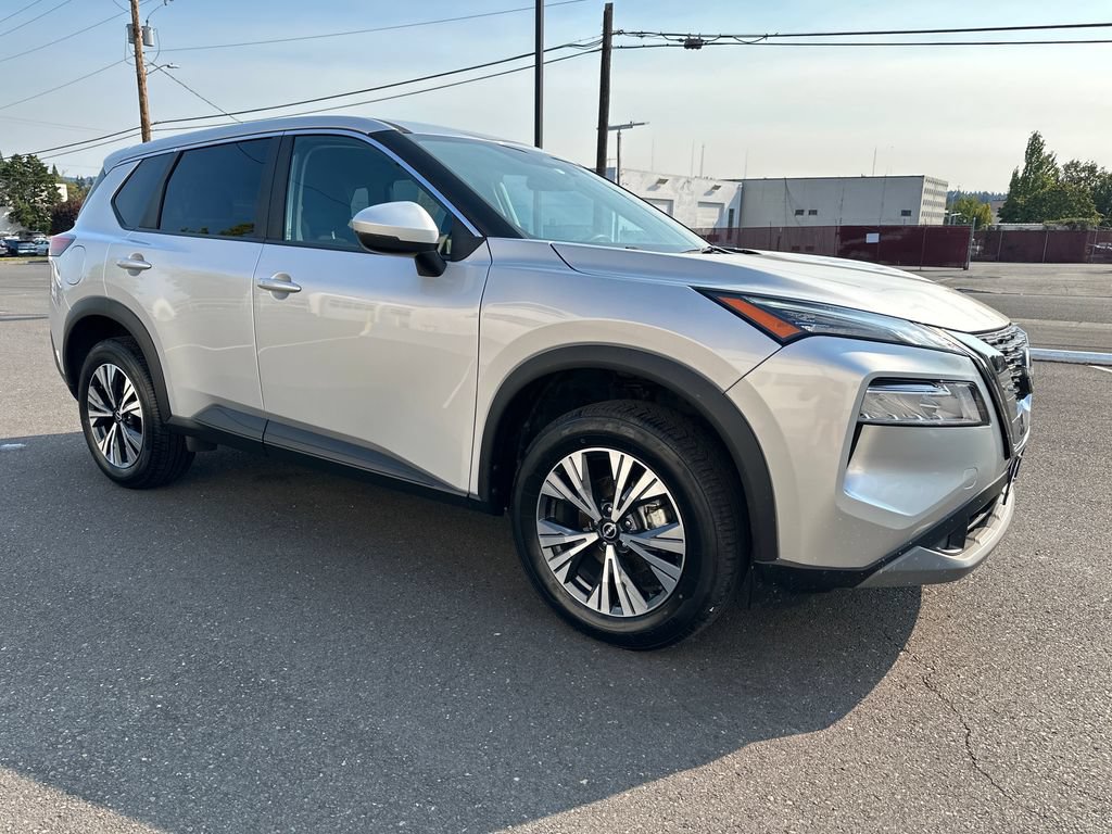 Used 2022 Nissan Rogue SV AWD/4WD image 8