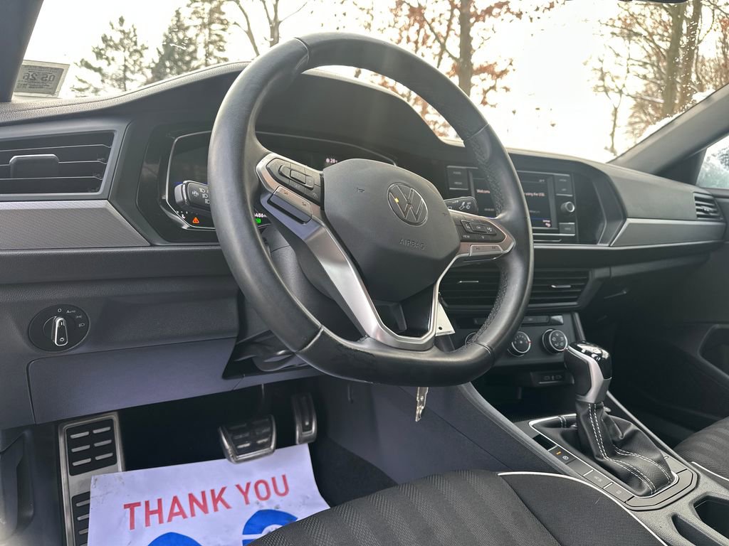 Certified 2023 Volkswagen Jetta Sport image 6