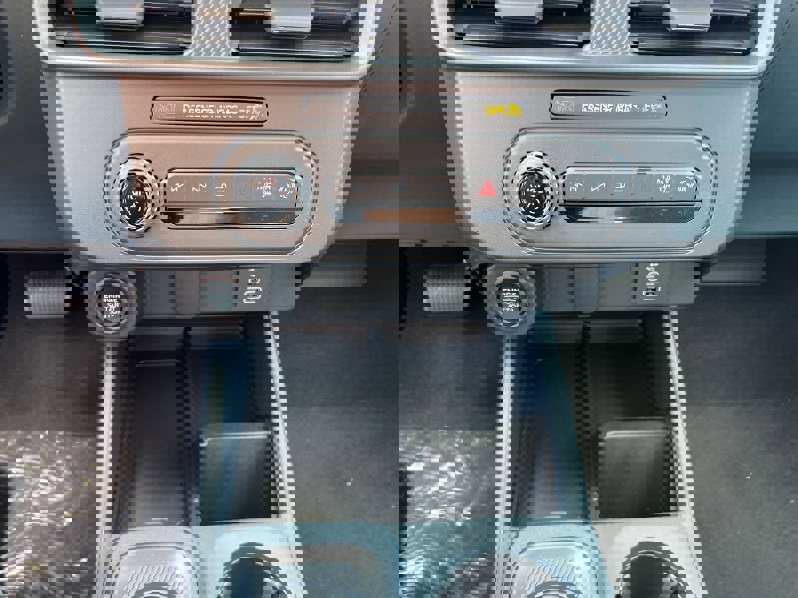 New 2025 Ford Maverick XLT w/ XLT Luxury Package image 21