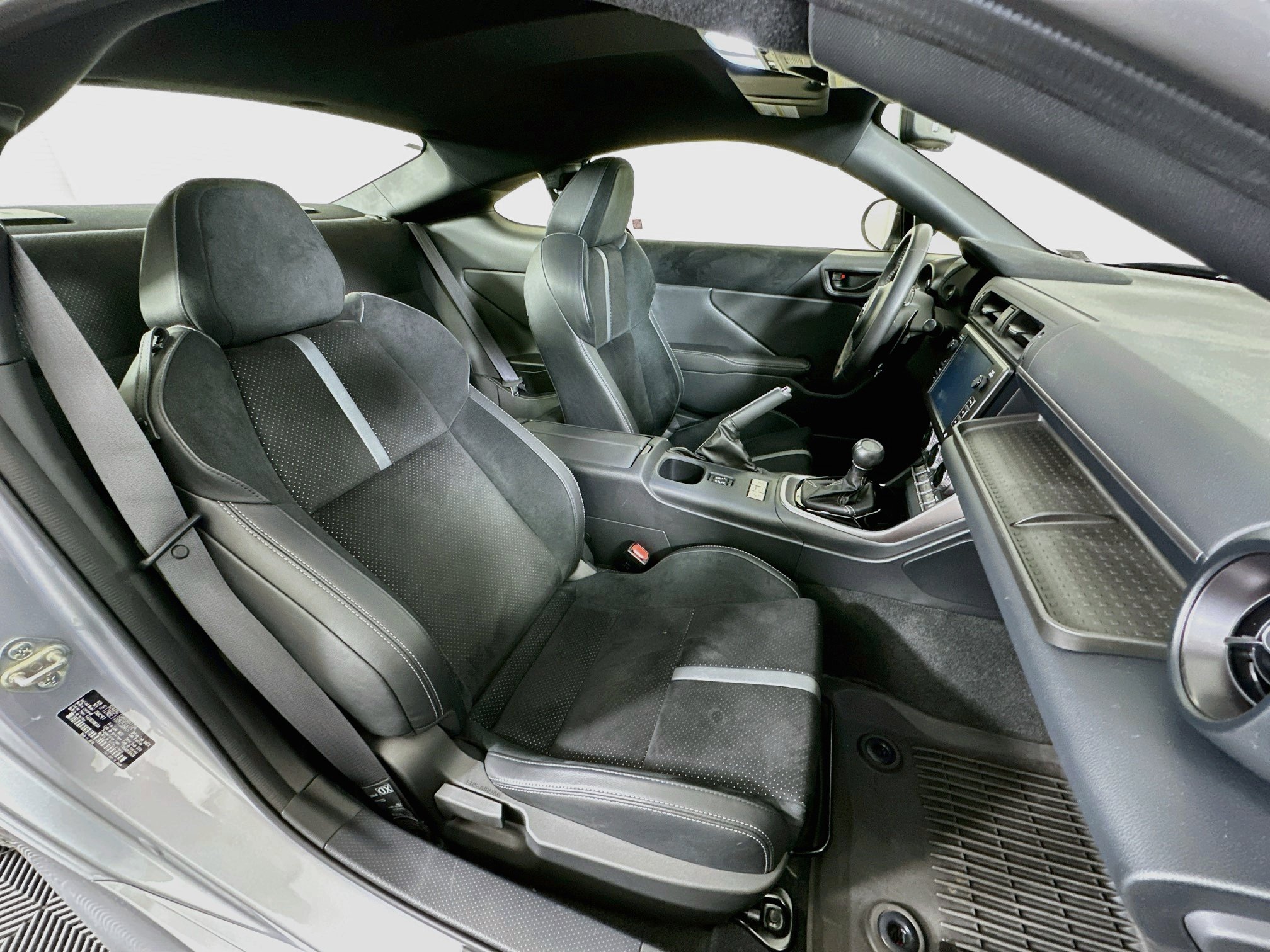 Used 2024 Toyota GR86 Premium RWD image 26