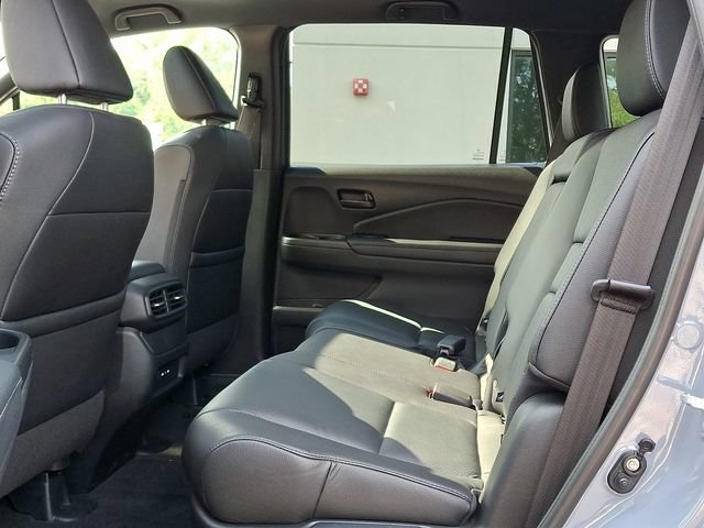 Certified 2024 Honda Passport EX-L image 10