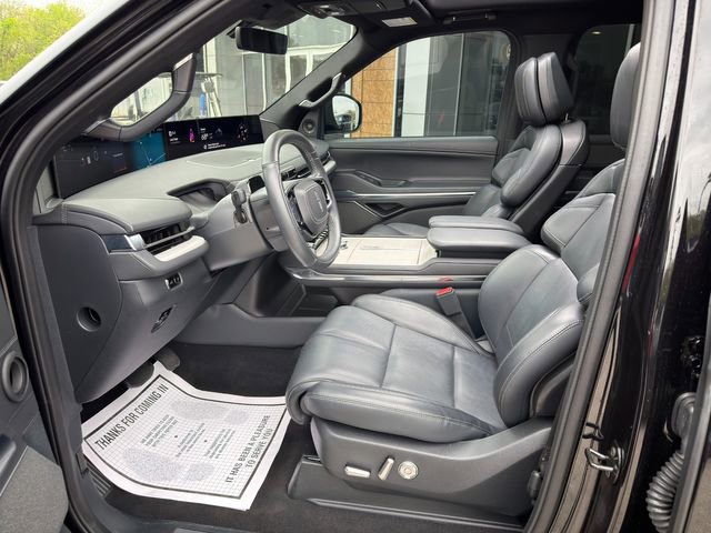 Used 2025 Lincoln Navigator Reserve w/ Jet Appearance Package AWD/4WD image 22