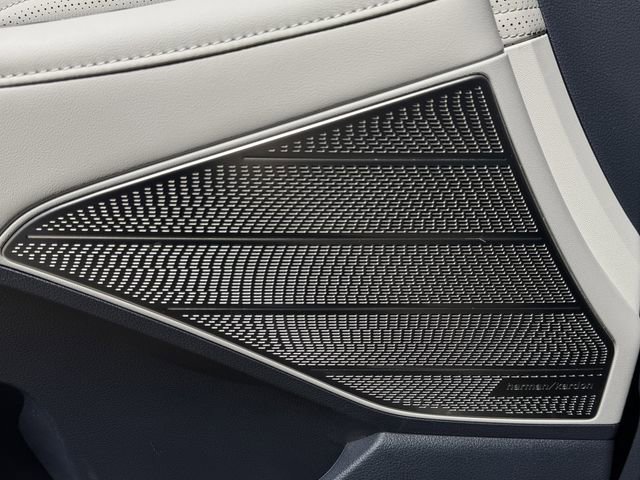 Used 2025 Hyundai Palisade Calligraphy image 22