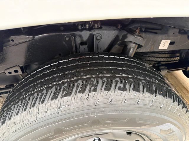 Used 2023 Toyota Tacoma SR AWD/4WD image 7