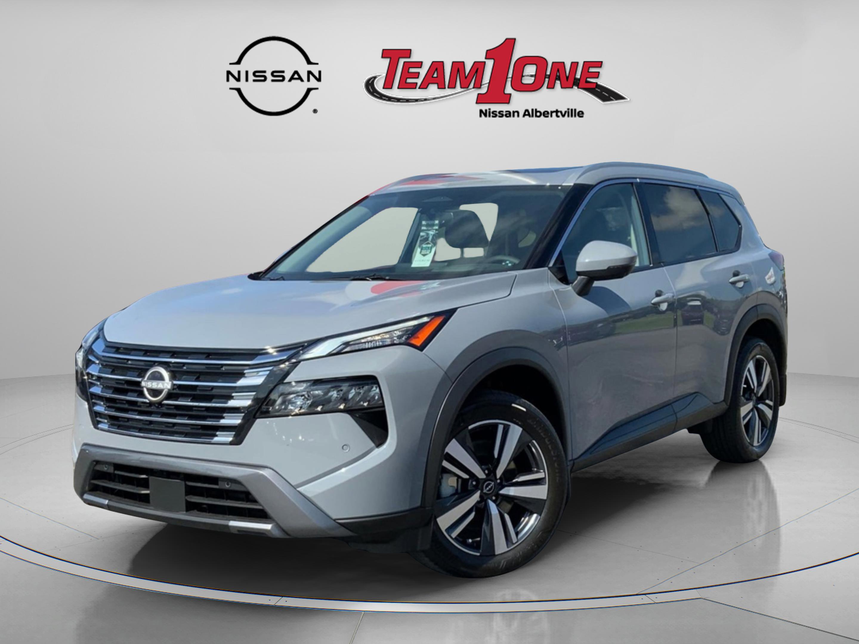 New 2025 Nissan Rogue SL w/ Tech Package image 2