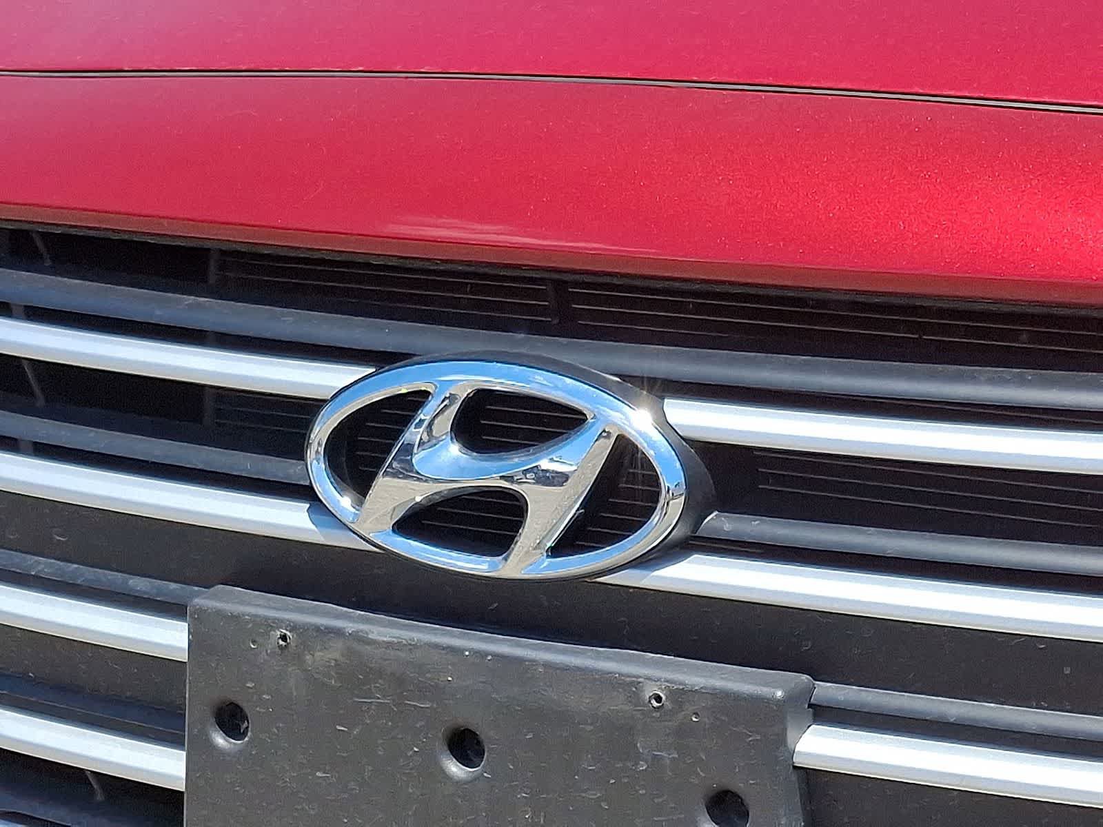 Used 2018 Hyundai Elantra SEL FWD image 33