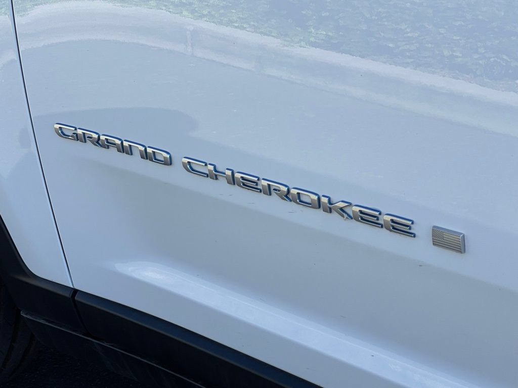 Used 2024 Jeep Grand Cherokee Limited 4xe AWD/4WD image 11