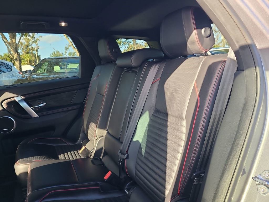 Used 2020 Land Rover Discovery Sport SE R-Dynamic image 20