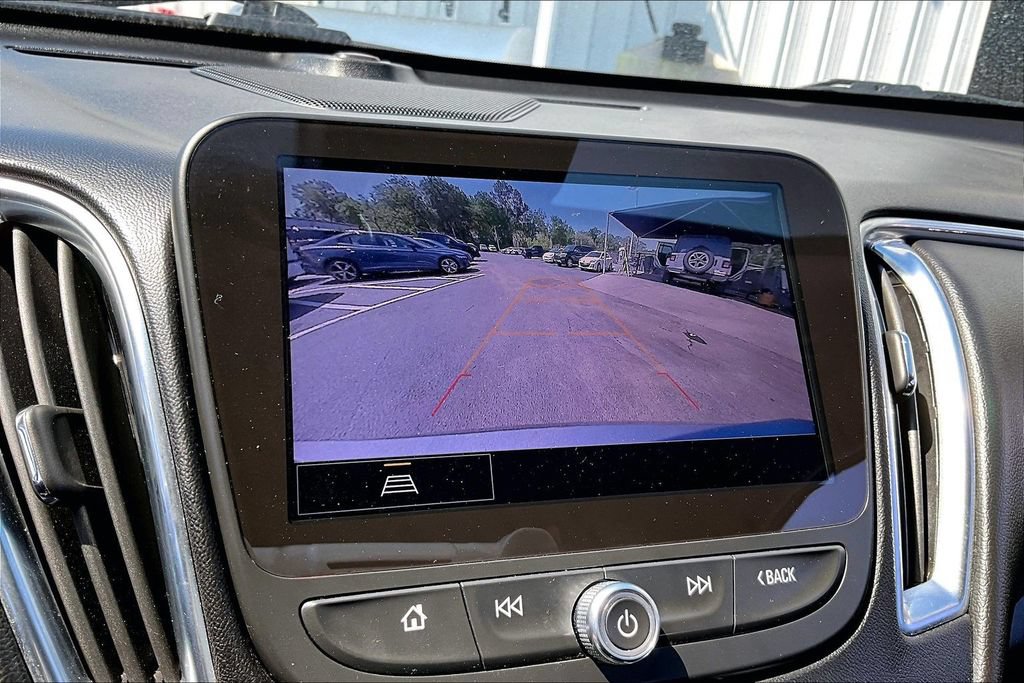Used 2024 Chevrolet Malibu LT FWD image 13